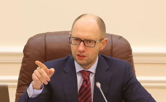 Яценюк поручил найти организаторов беспорядков в Одессе