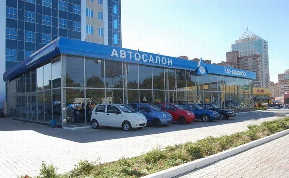 Автосалоны на Донбассе создают «самооборону»