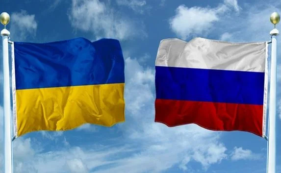 Украина не исключает введения визового режима с Россией