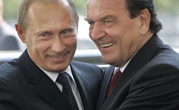 Шрёдер не поддерживает санкции против России