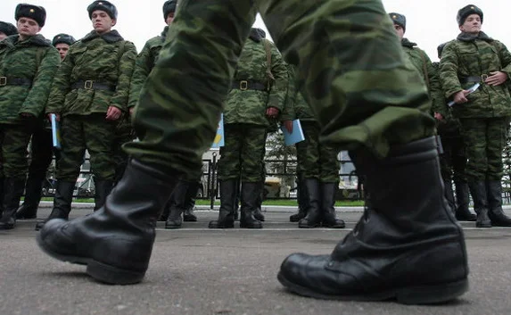 Матери срочников в Луганске требуют отпустить сыновей домой