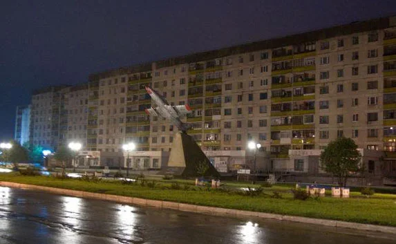 На Луганщине призывают при стрельбе прятаться в подвалы