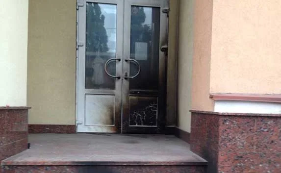 «Русское радио» в Киеве закидали «коктейлями Молотова»