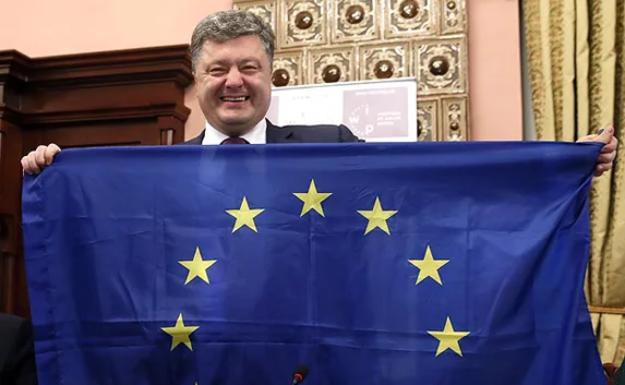 Порошенко подпишет вторую часть договора с ЕС