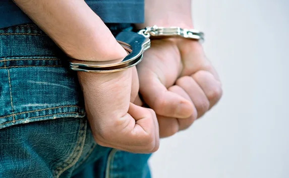 Напавшего на полицейского севастопольца будут судить