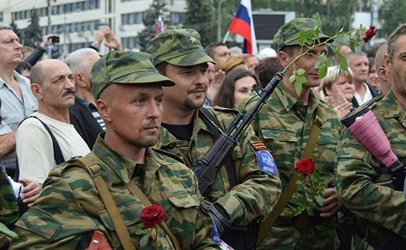 Ополченцы присягнули на верность народу Донбасса