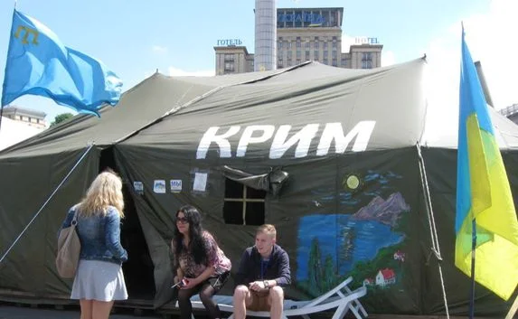Украина выделила переселенцам из Крыма 25 миллионов гривен