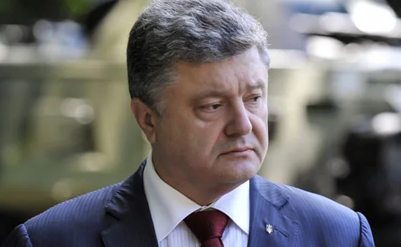 Порошенко: Нельзя лишать русский язык регионального статуса