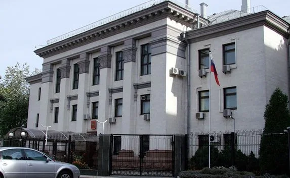 Посольство России «переедет» на улицу Бандеры в Киеве