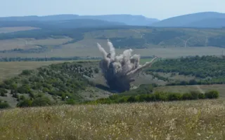 В Севастополе обезвредили морскую мину и немецкие авиабомбы 