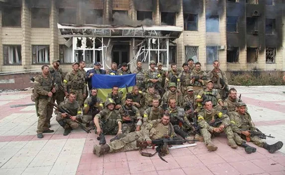 Дзержинск взят Нацгвардией. Горит здание администрации