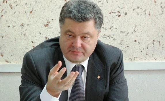 Порошенко против военного положения в Украине
