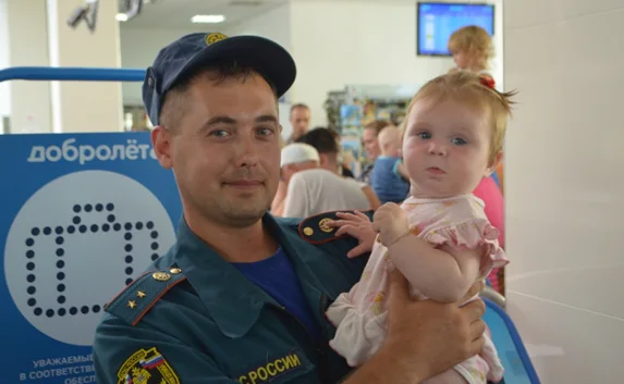 Украинские беженцы из Севастополя улетели в Екатеринбург