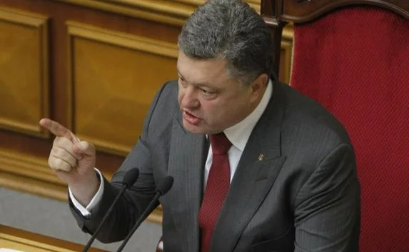 Порошенко отправит всех украинских военкомов на Донбасс