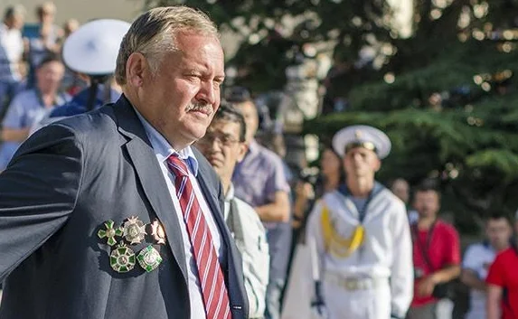 Затулин посетил вертолёторемонтный завод