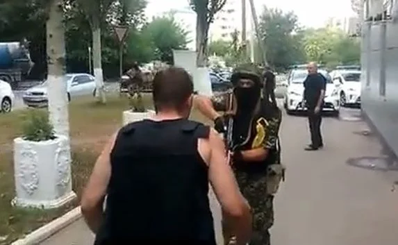 «Правый сектор» устроил погром в Днепропетровске