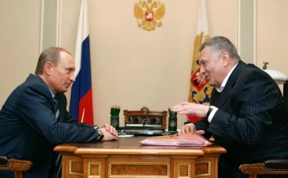 Жириновский предложил Путину стать верховным правителем