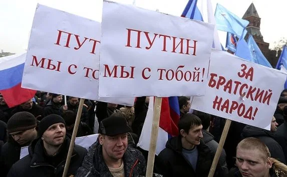 Санкции против России делают Путина ещё популярнее