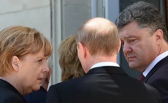 Порошенко назвал переговоры с Путиным сложными