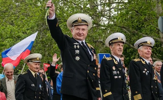 Пенсии военных Севастополя уравняют с российскими