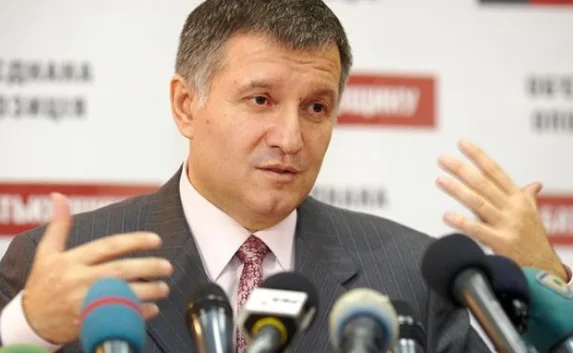 Аваков: Мариуполь есть и будет украинским