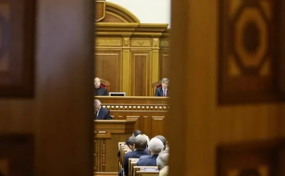 Особый статус Донбасса рассмотрят в закрытом режиме