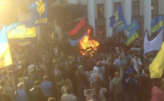 В центре Киева вновь прогремели взрывы