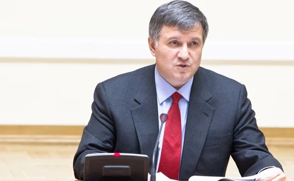 ​Аваков призвал радикалов не быть маргинальными дебилами