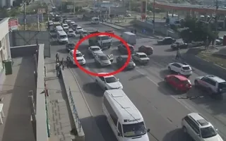 ​Переход на Студгородке вновь «притягивает» аварии