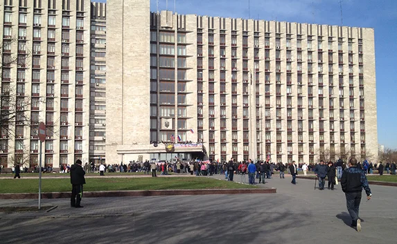 Донецкую областную администрацию перенесут в другой город