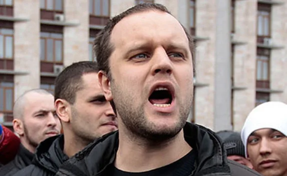 ​Неизвестные обстреляли автомобиль Павла Губарева