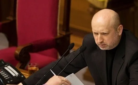 Турчинов подписал закон об особом статусе Донбасса