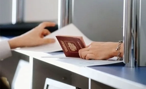 В России идею Яценюка о визах назвали «большой глупостью» 