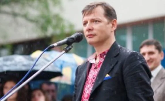 Радикала Ляшко закидали яйцами в Ивано-Франковске