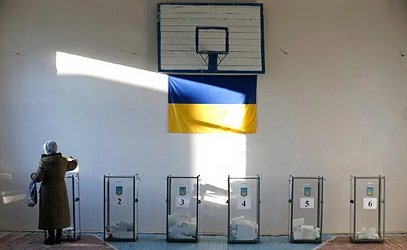 Москва и Польша признают выборы в Раду в Украине