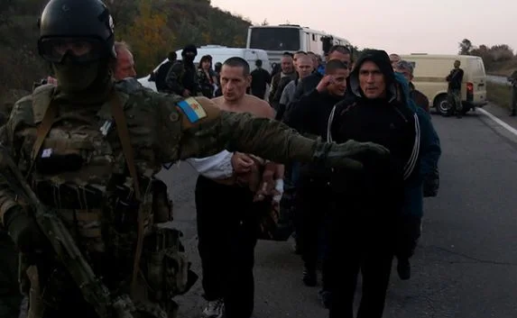 Порошенко заявил об освобождении ещё 21 пленного