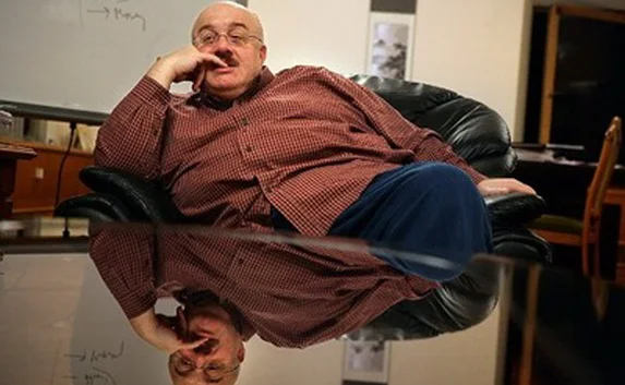 Умер советник Порошенко Каха Бендукидзе