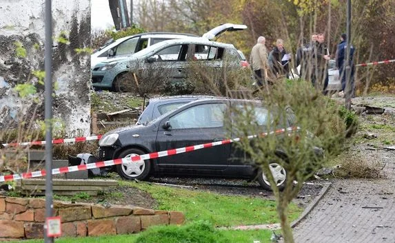 В Германии мужчина подорвал себя на глазах полицейских