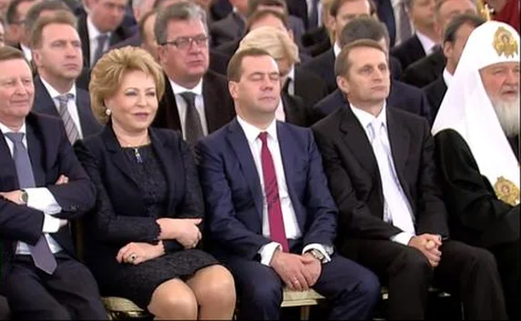 Медведев «заснул» под выступление Путина