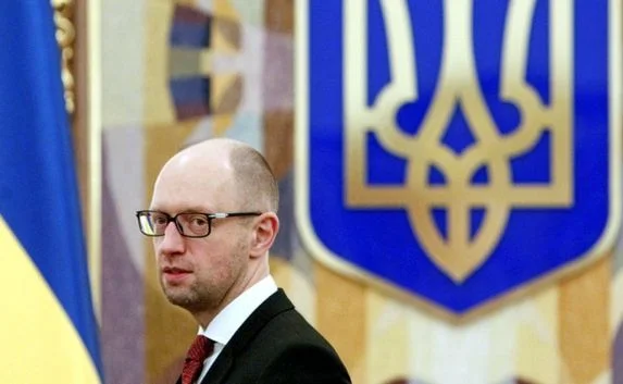 Яценюку предложили ездить на осле, а не на «Мерседесе»