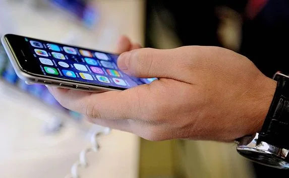 «Apple» на треть подняла цены для России
