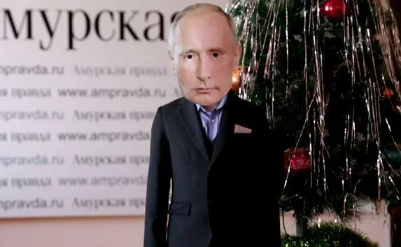 Мальчик в костюме Путина поздравил Россию с Новым годом