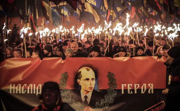​Константинов обещает борьбу с неонацистами в Киеве до победы