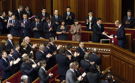 Из бюджета Украины исчезла норма об ограничении зарплат депутатов