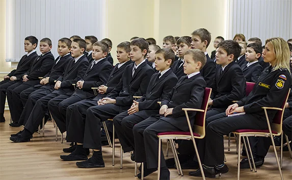В кадетском училище состоялся патриотический «урок мужества»