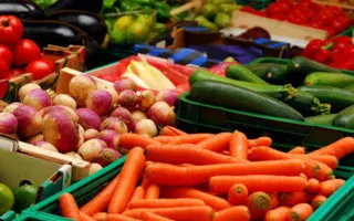 Овощи и фрукты из Украины поступают в Крым стабильно