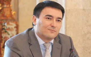 Экс-советника Аксёнова Темиргалиева подозревают в хищении денег и золота