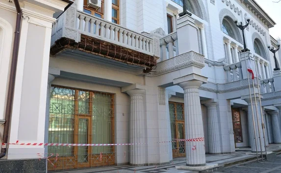 В Симферополе решают судьбу здания Нацбанка Украины