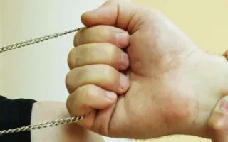 В Севастополе грабитель сорвал цепочку с 53-летнего мужчины