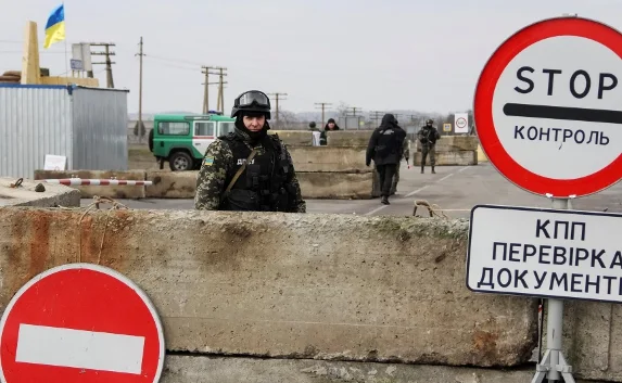 Россияне не могут разминировать мост на границе Крыма с Украиной